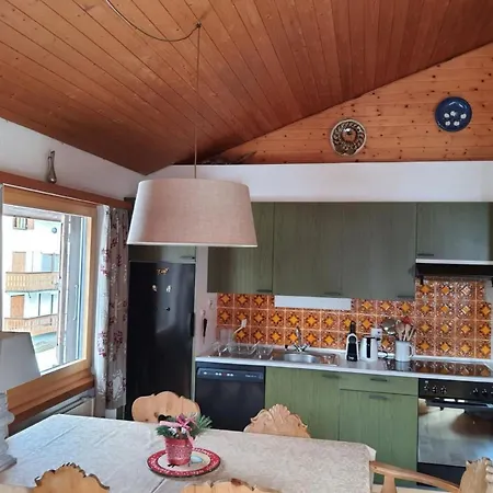 Apartamento Chesa Azalee 10 By Interhome