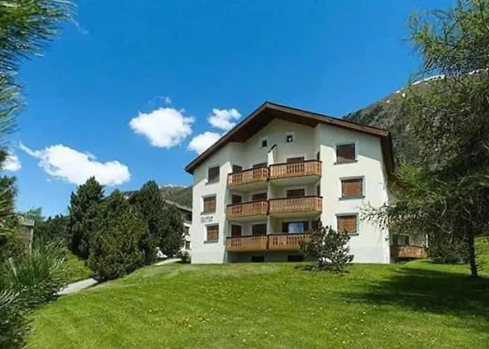 Apartamento Chesa Azalee 10 By Interhome Pontresina